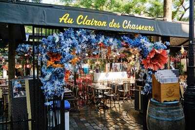 Au Clairon Des Chasseurs