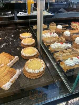 Le Xxv Saint Honoré