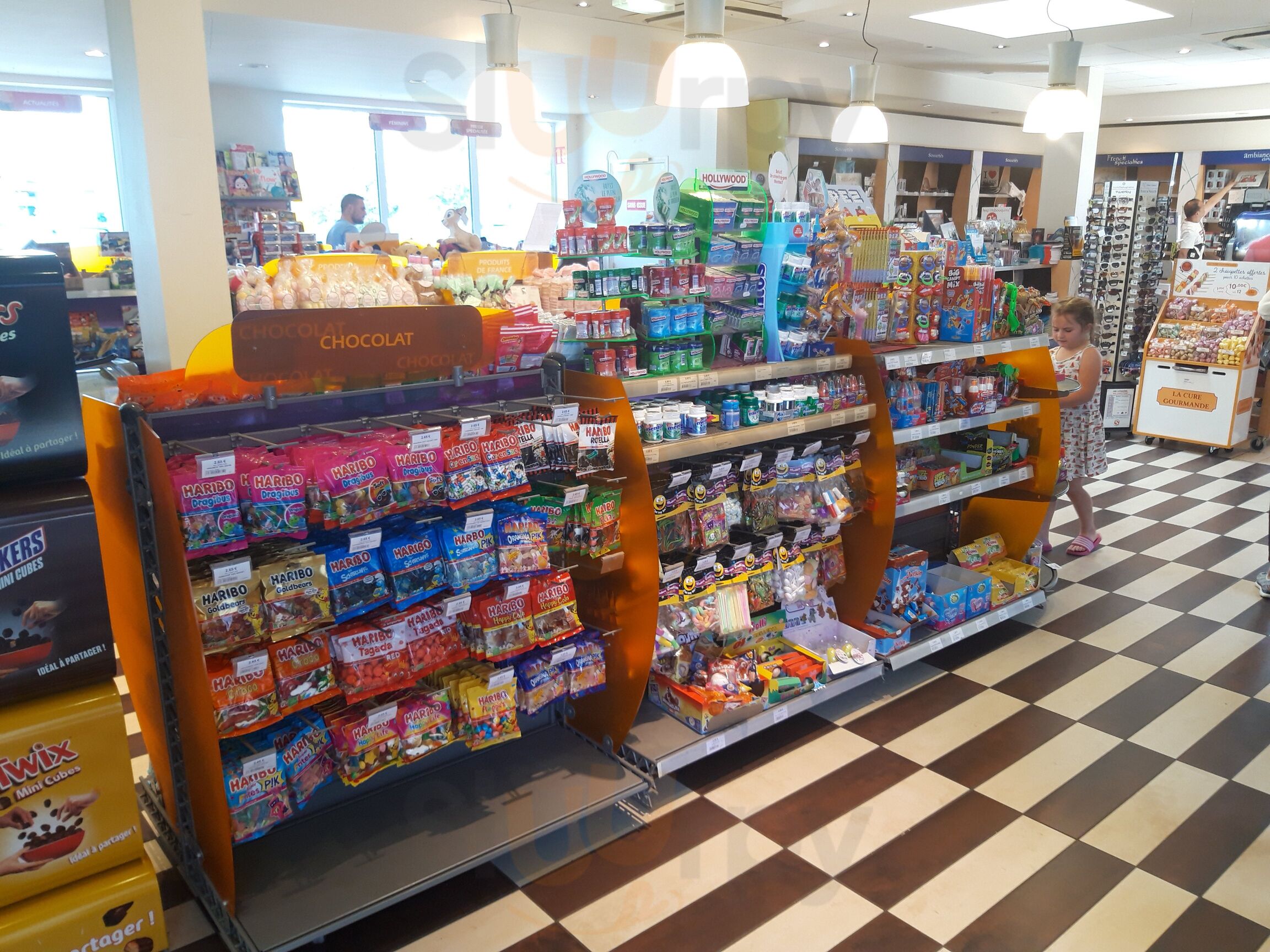 Easy Drugstore