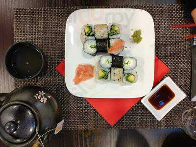 Sushi Laval