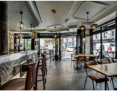 Le Métro Pyrénées