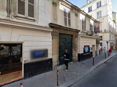 Saint Germain Comedy Club