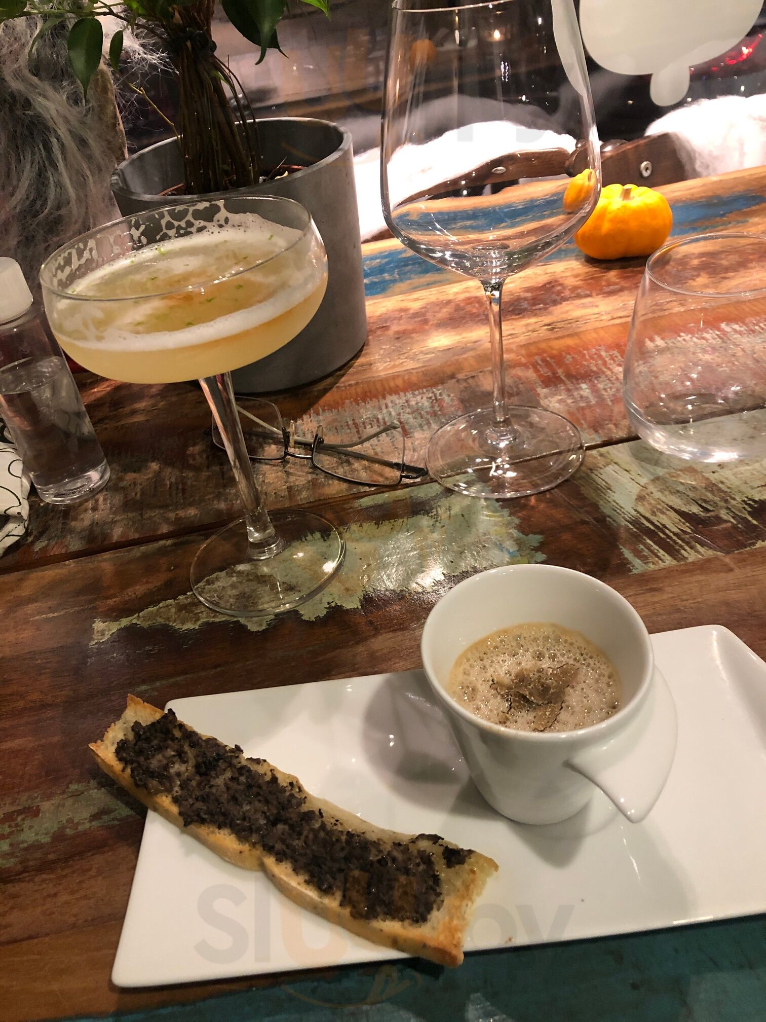 Pacifico Cevicheria Gourmet