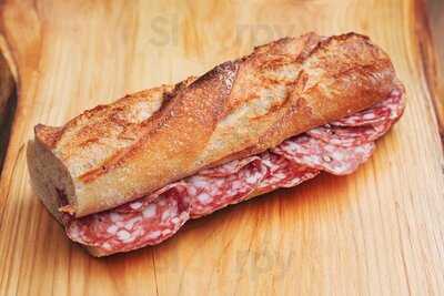 B.b.t (le Bon, Le Beurre & Le Truand)