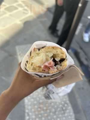 B.b.t (le Bon, Le Beurre & Le Truand)