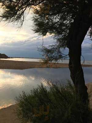 Paillotte L'imprévue Plage De L’ouille 