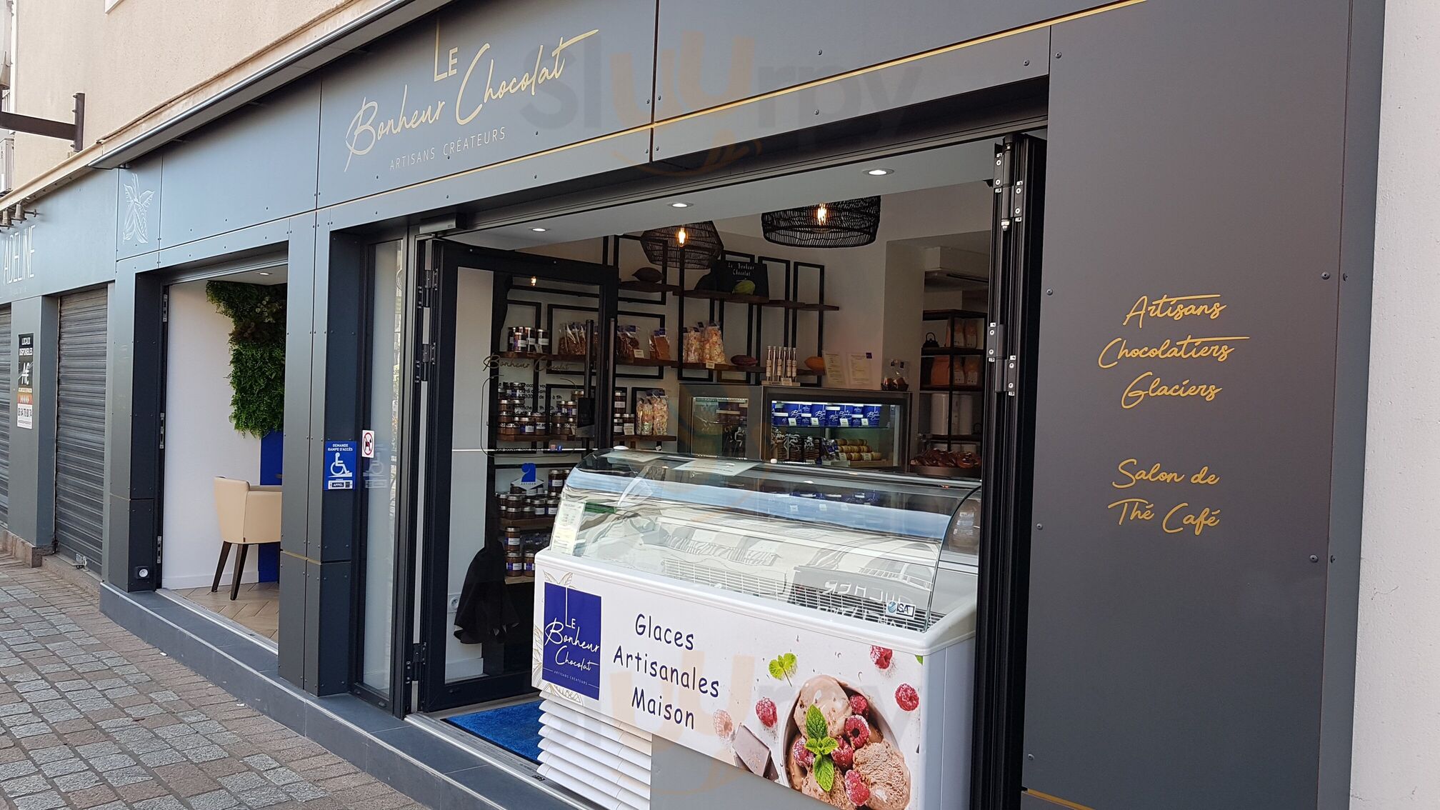 Le Bonheur Chocolat