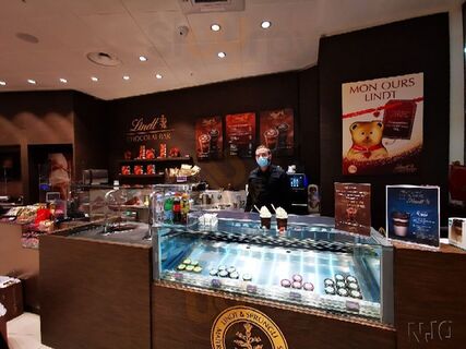 Lindt Store