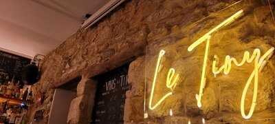 Le Tiny Café