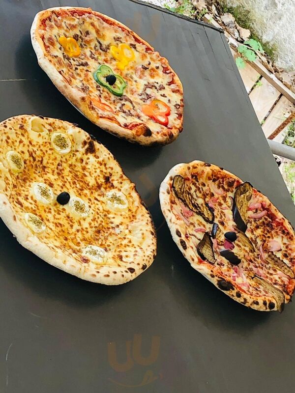 Pizza Delices