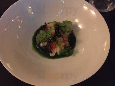 La Terrasse Du Pavillon De La Reine