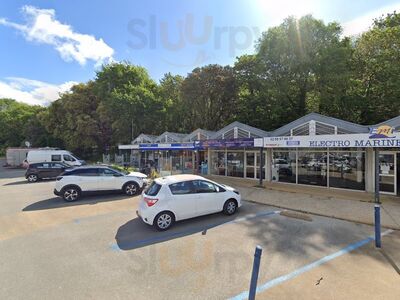 Les Bluniers Restaurant