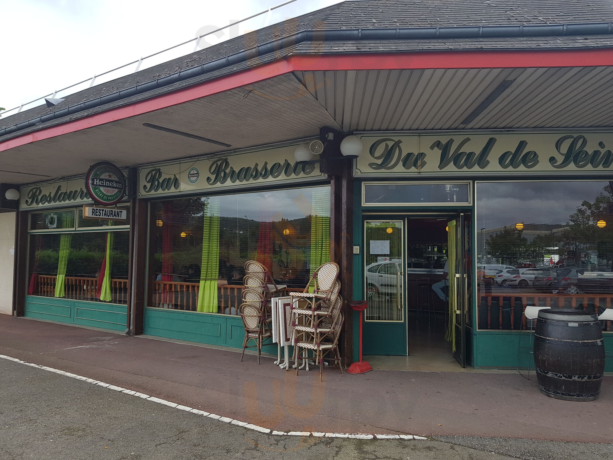 Pub Val De Seine