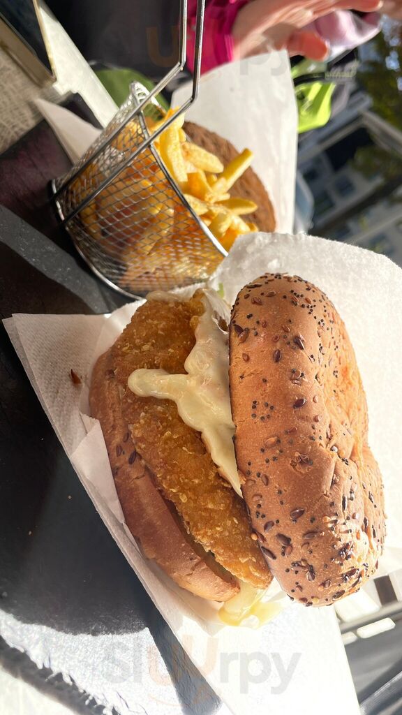 Chicken Café