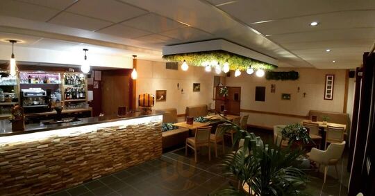 Auberg'in Café Restaurant