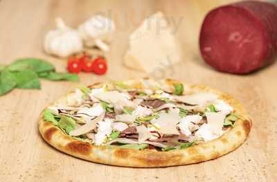 Maila Pizza Paris 12