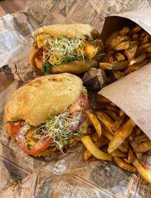 N'adras Burger & Bokit