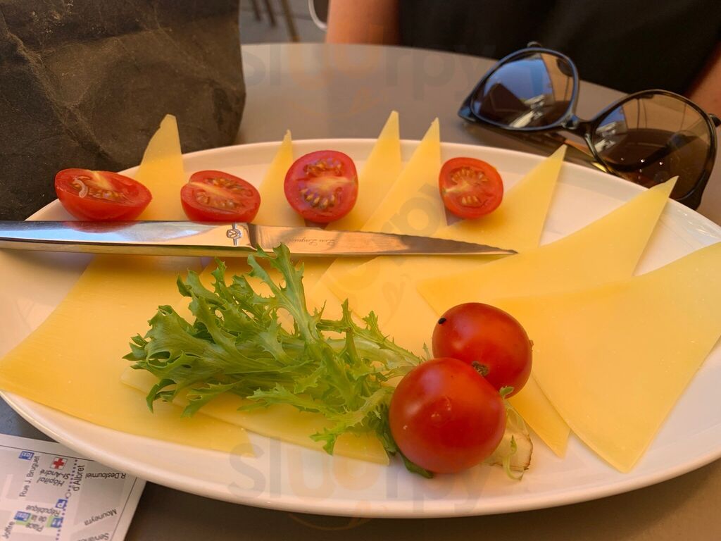 Bistrot De L'hôtel De Ville