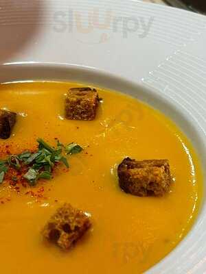 Le Petit Bouton D'or