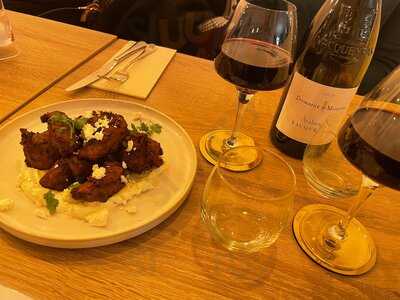 La Table Des Copains