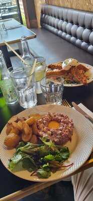 Ed Motors Restaurant - Bar À Tapas