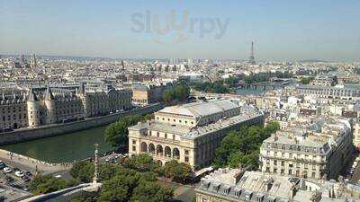 Les Planches Du Châtelet