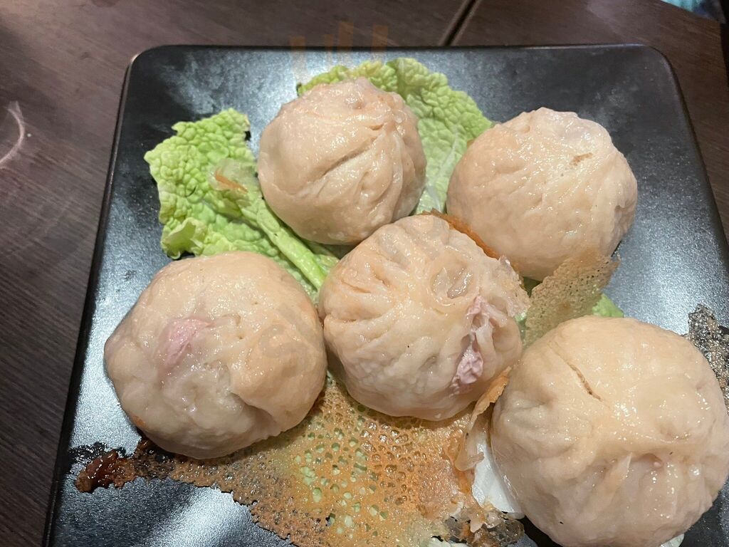 Palais Des Quatre Saisons