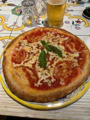 It - Italian Trattoria