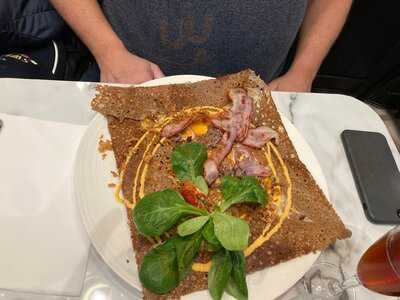 Crêperie De L'horloge