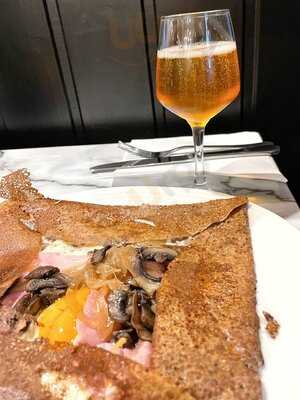 Crêperie De L'horloge