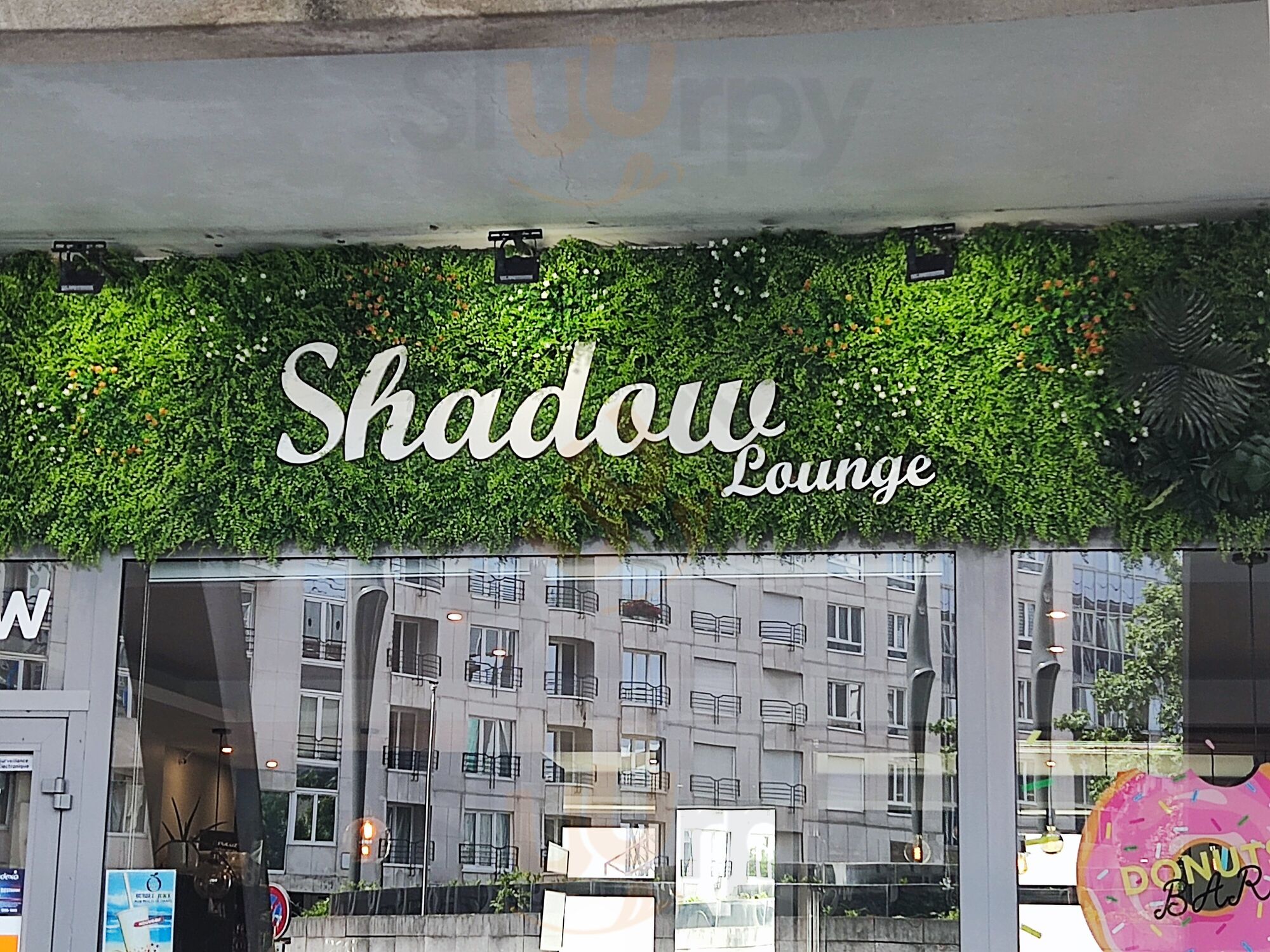 Shadow Lounge