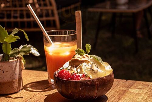 Good Life Café