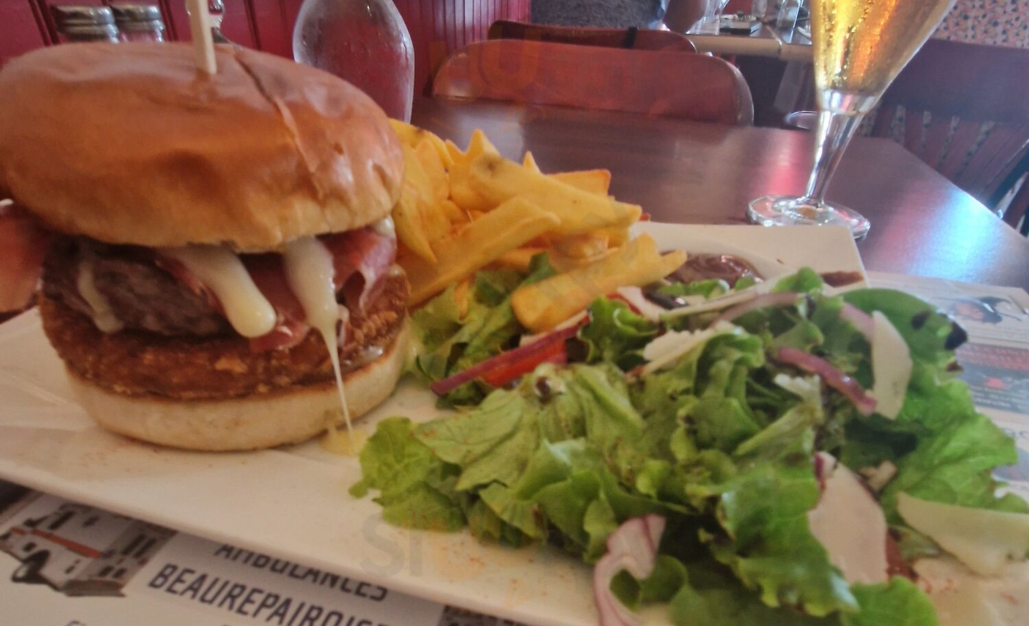 La Petite Taverne