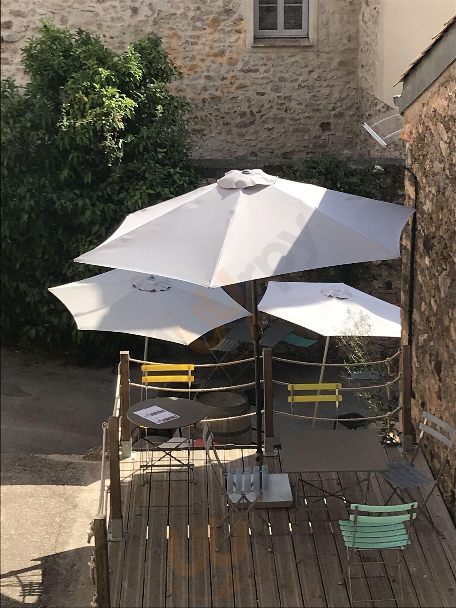 La Cave De Flo
