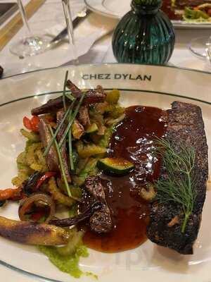 Chez Dylan