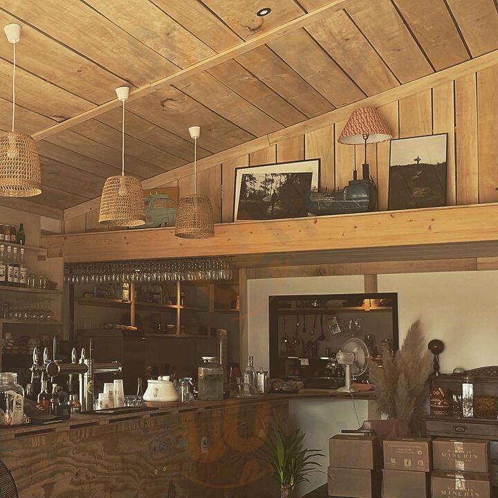 Maau Café