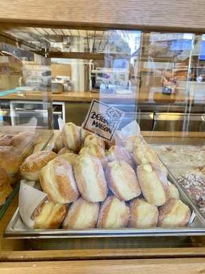 Boulangerie De Quatier