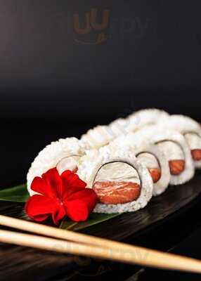 Tokyo Sushi