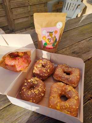 Hooper's Doughnuts