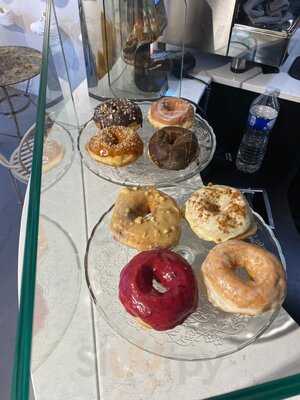 Hooper's Doughnuts