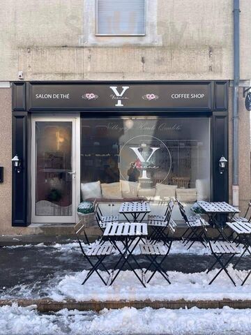 Yvonne Coffee Shop