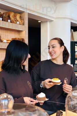 Les Petits Marchands