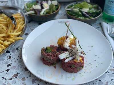 Léo Léa L’assiette Au Bœuf