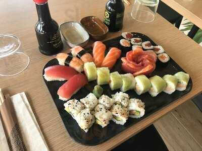 Mas Sushi & Poke Bowl