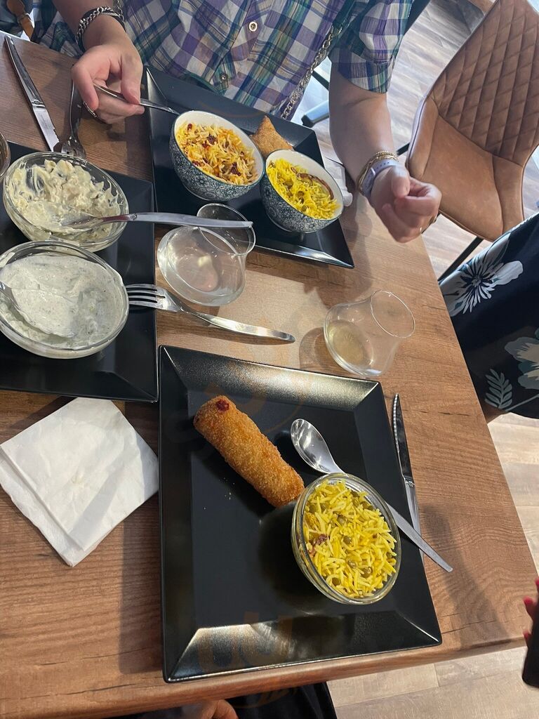 Chez Tini