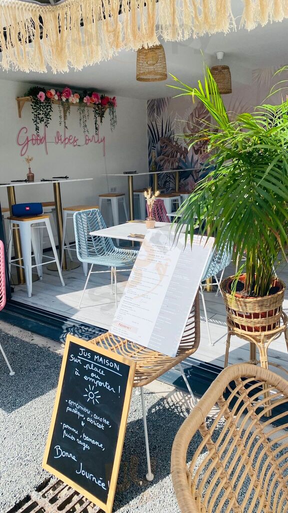 Karma Café