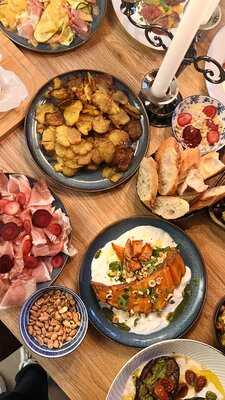 La Table Travel-insight