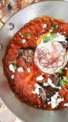 La Table Travel-insight