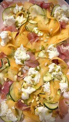 La Table Travel-insight