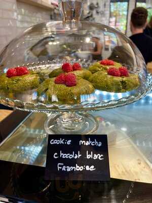 Acapella Coffee Shop